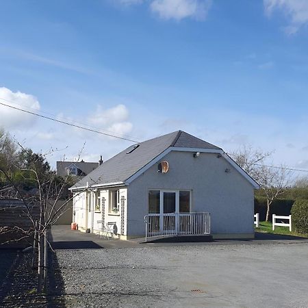 Quiet 2-Bedroom Buncrana Home Exteriör bild